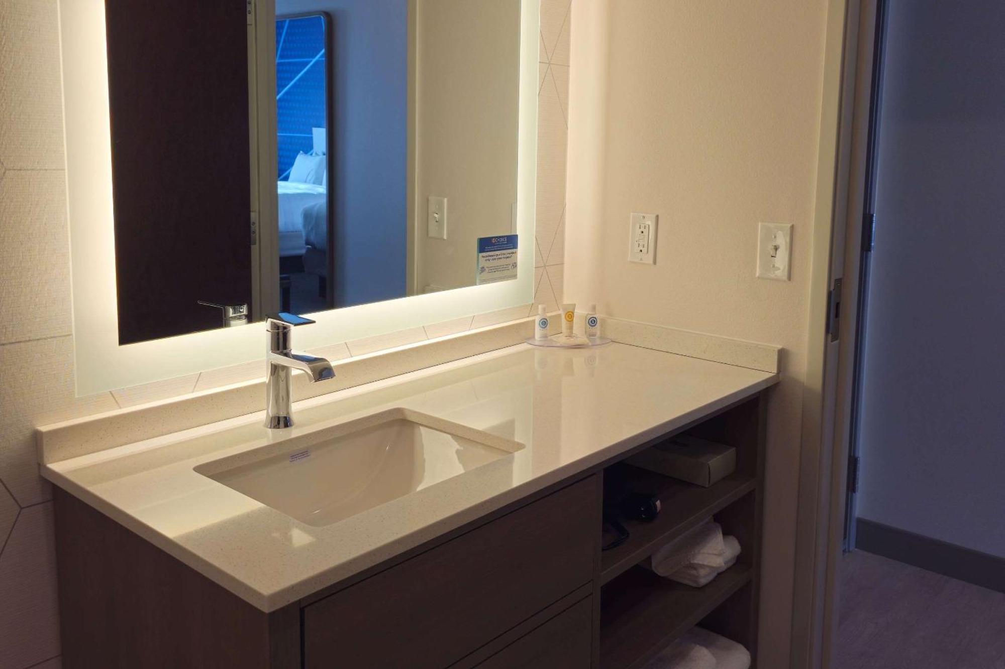 Comfort Inn & Suites At Sanford Sports Complex Sioux Falls Exteriör bild
